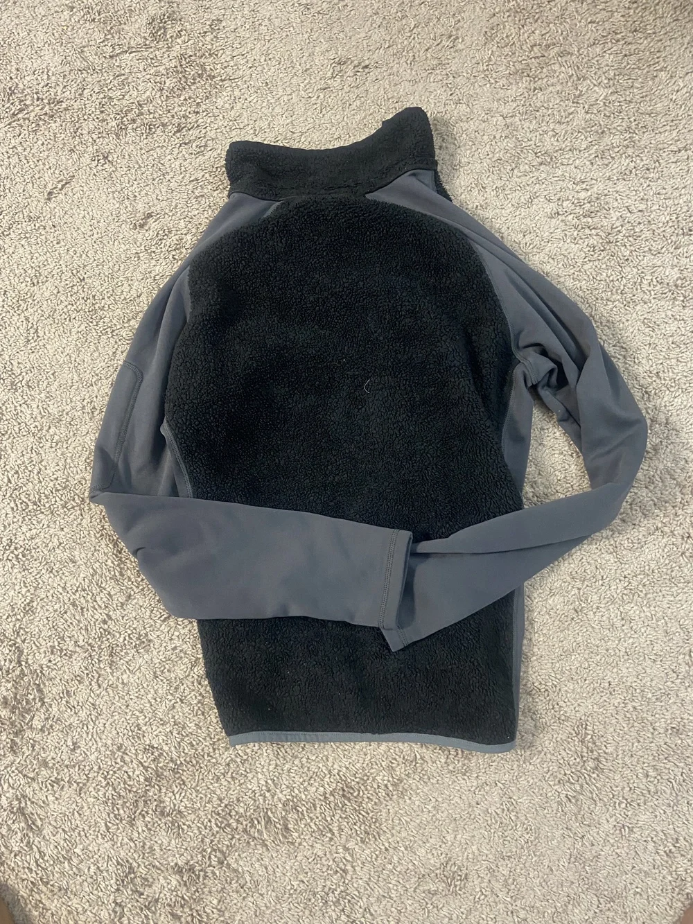 Patagonia Sweater Mens Medium Black Gray Quarter Snap Fleece Pullover Outdoors